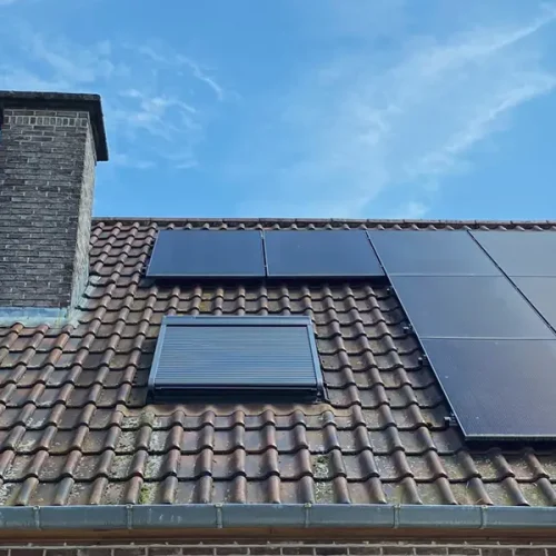 Velux rolluik op zonne-energie - dakraam Geraardsbergen - foto2